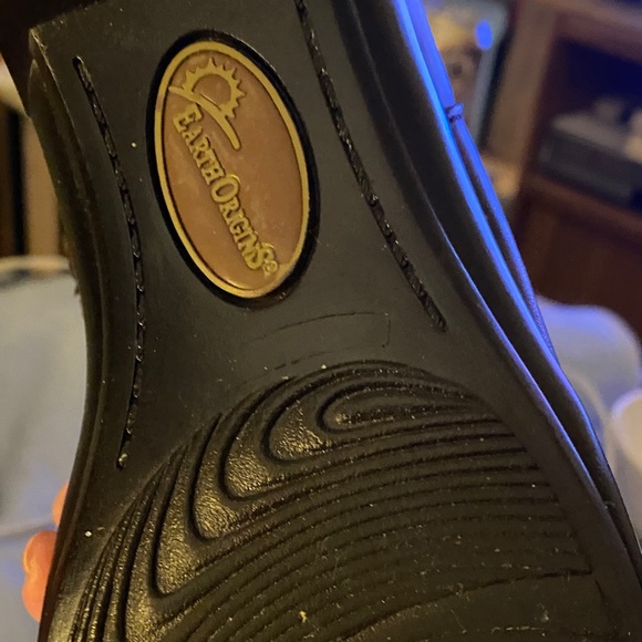 Earth Origins Brown Leather Ankle Boots New no tags - Picture 3 of 9